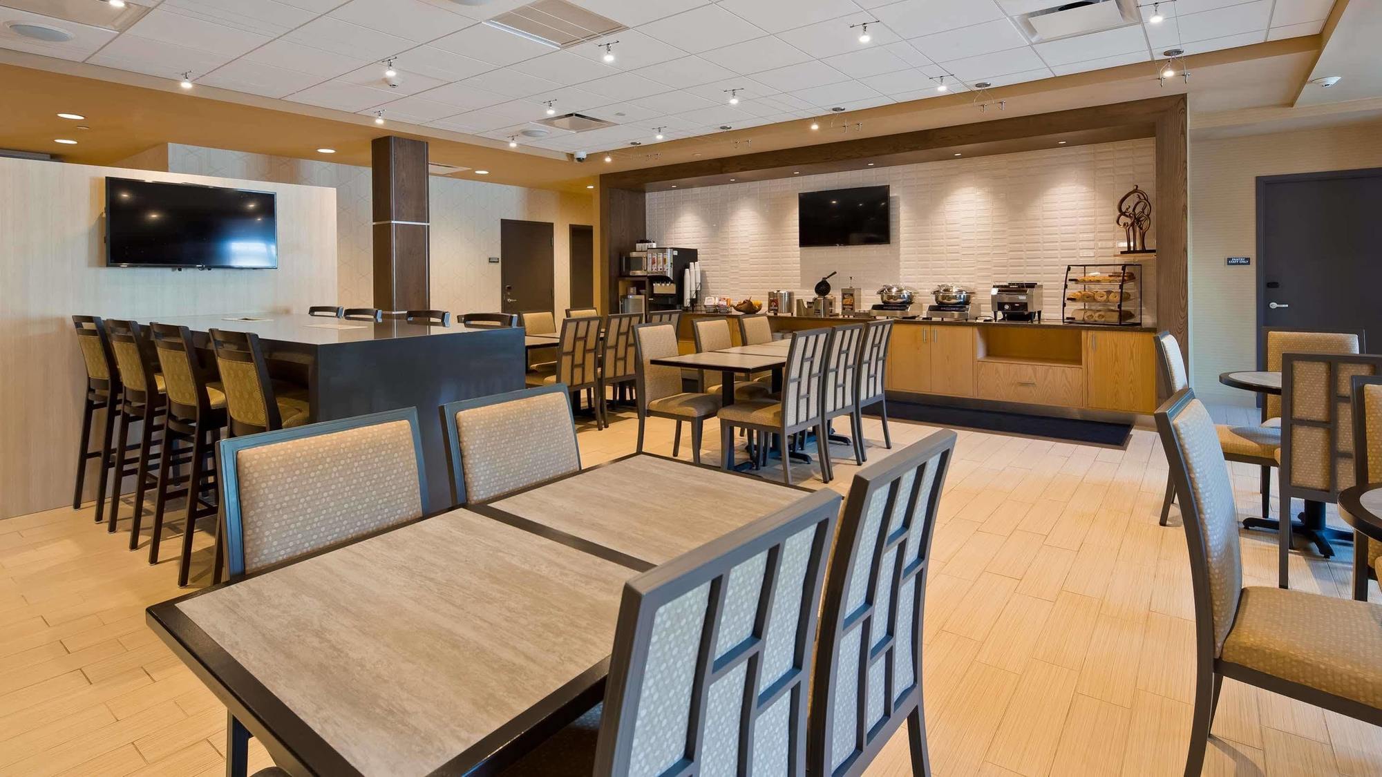 Best Western Plus Franciscan Square Inn & Suites Steubenville Exteriér fotografie