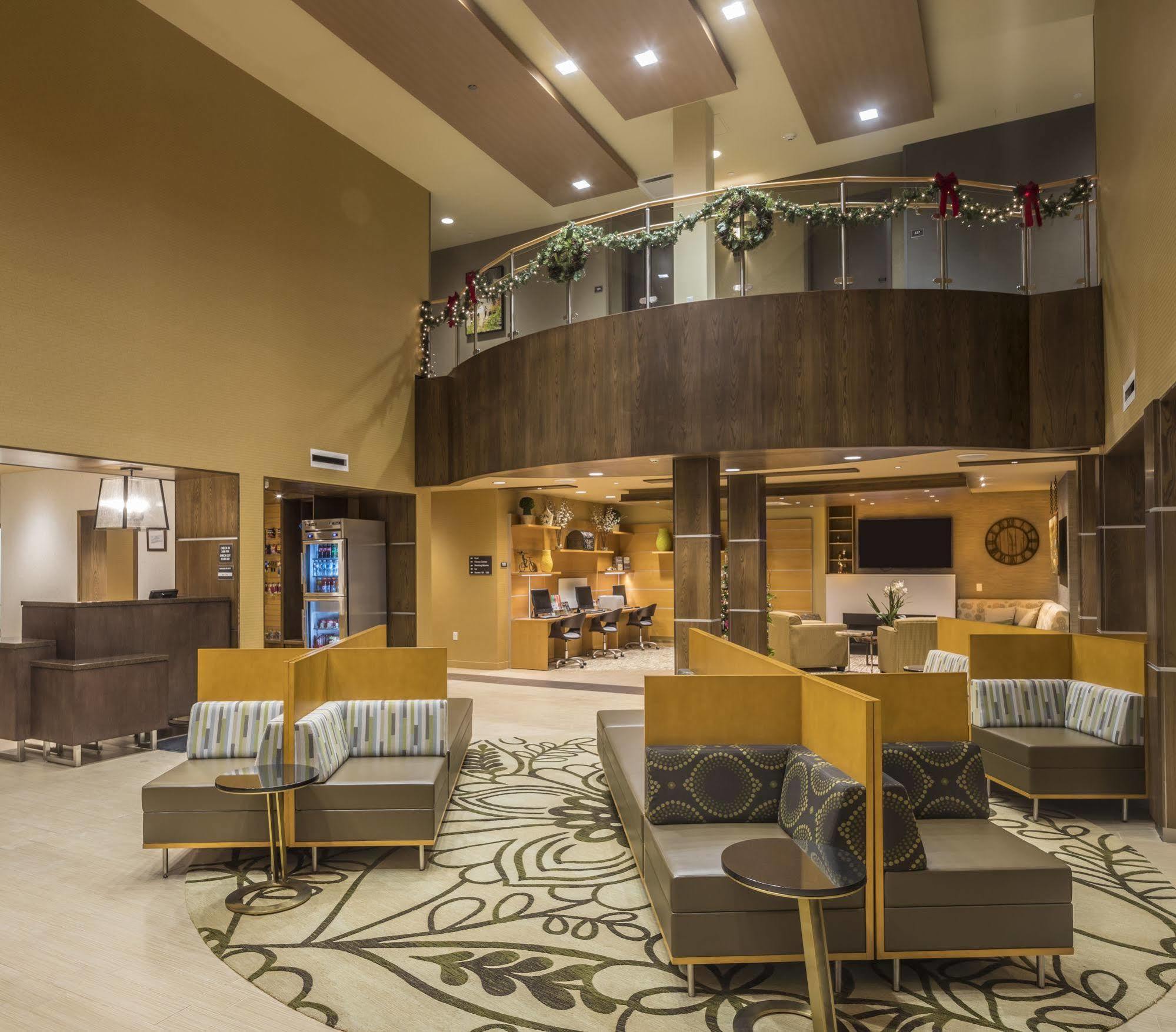 Best Western Plus Franciscan Square Inn & Suites Steubenville Exteriér fotografie